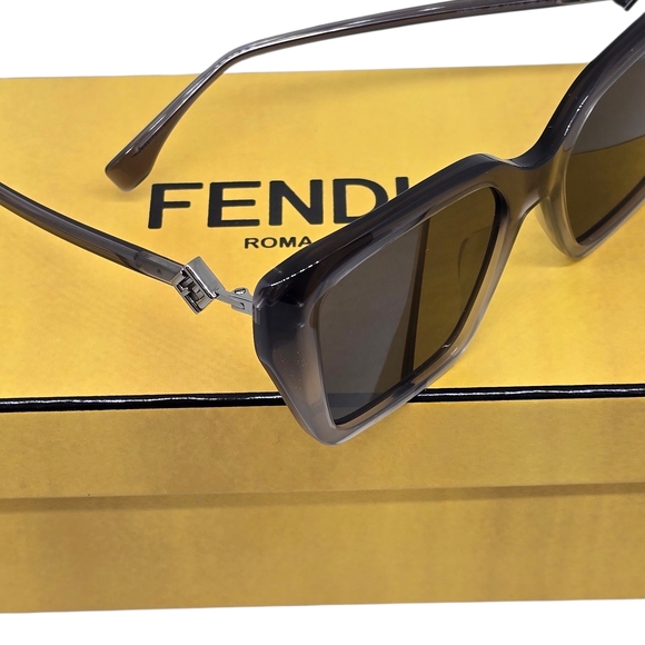 Fendi Women's Gray Sunglasses 2026 COLLECTION